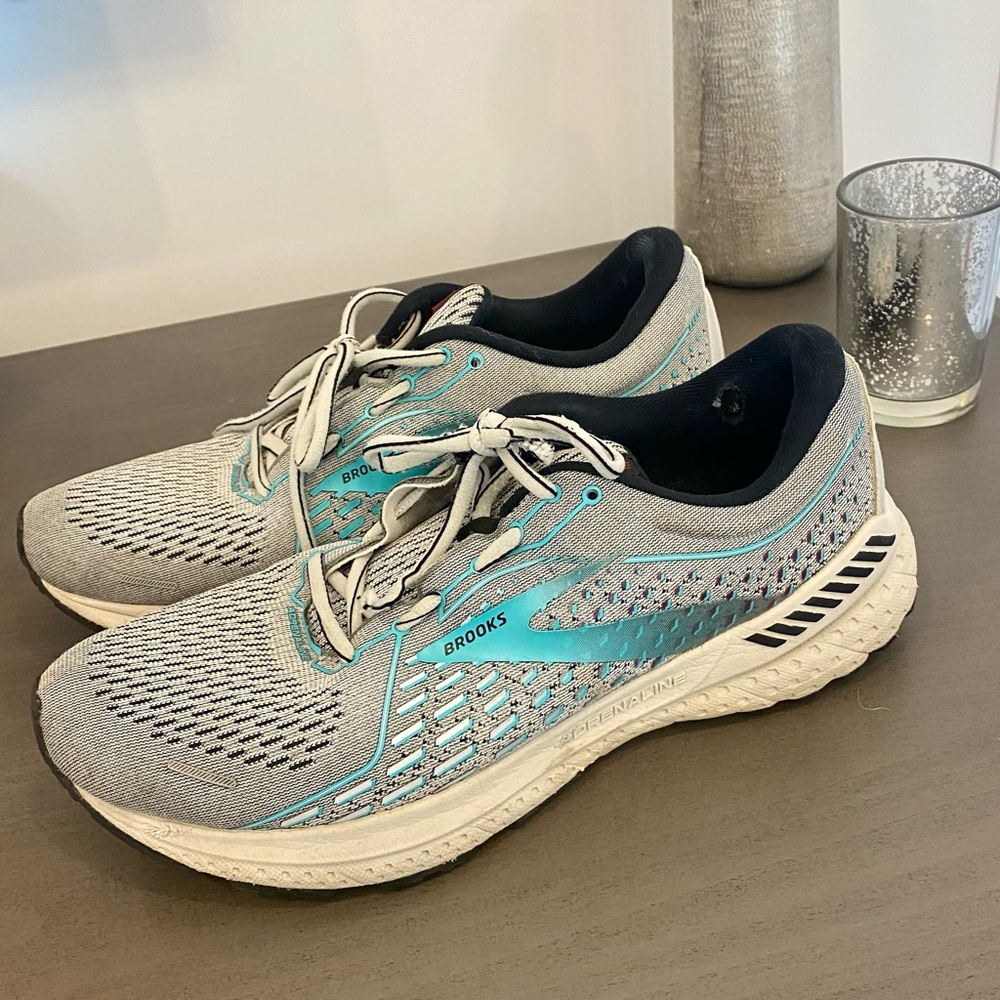 Brooks Adrenaline 21